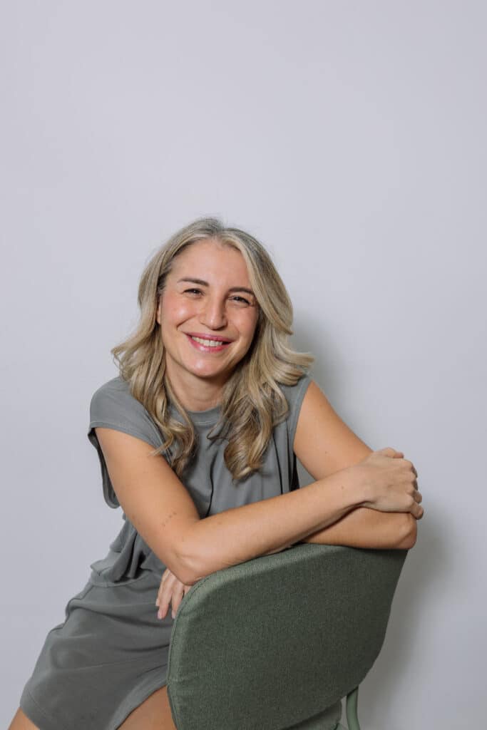 Enka fundadora vibra